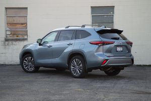 2020 Toyota Highlander tested, coronavirus effects and more: Roadshow’s week in review     - Roadshow